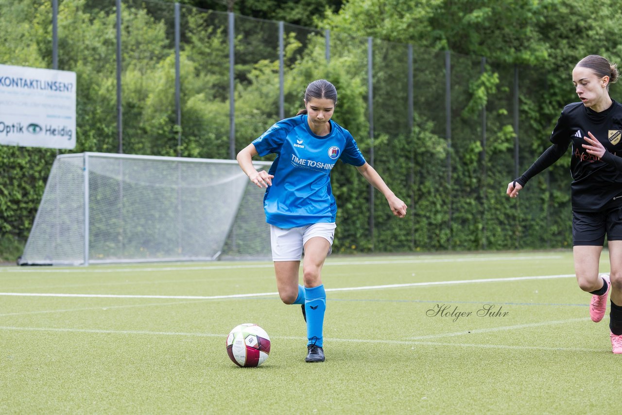 Bild 125 - wBJ SC Condor - VfL Pinneberg : Ergebnis: 3:2